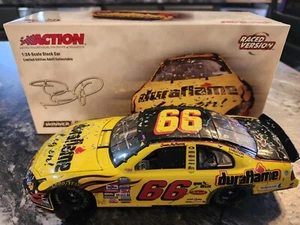 2004 Jamie McMurray #66 Duraflame Darlington Raced Win SIGNED 1/24 Dodge - Picture 1 of 17