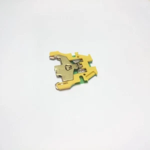 Legrand 39370 morsetto per collegamento di terra colore giallo/verde 2.5 mmq VI - Foto 1 di 1