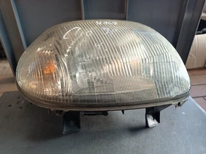 Renault Clio II MK2 Faro Anteriore Fari Anteriore Destro TYC - Imagen 1 de 6