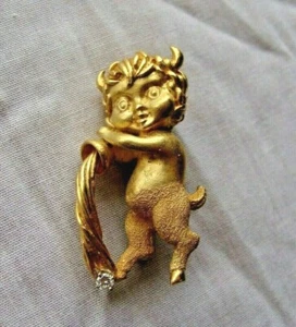 18K YELLOW GOLD ANGEL PIN WITH DIAMOND - Picture 1 of 8