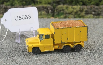 Husky UK Yellow #13 Guy Warrior Sand Truck Good FNQHotwheels U5063 - image 1 of 4