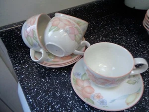 MARKS AND SPENCER ORANGE BLOSSOM CUPS AND SAUCERS X 4 - Picture 1 of 3