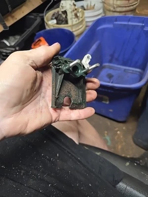 OEM Stihl FS91R KM91R FS111 Trimmer Carb Insulator Adapter Intake 4180 121 1607 - Image 1 of 4