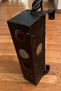 Vintage Industrial Signal Eliminator? Light Bar - WORKS - Picture 1 of 12