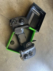 Razer Kishi Universal Mobile Gaming Controller Android USB-C. Open Box - Picture 1 of 4