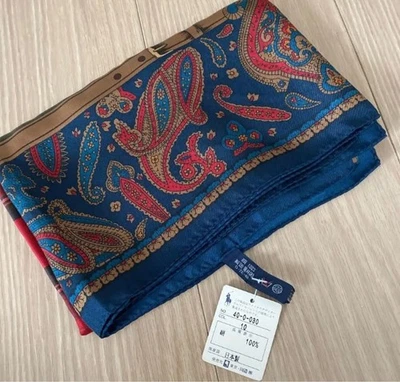 Grande écharpe Ralph Lauren en soie 87 cm 33" motif carré à carreaux rouge... - Photo 1/4