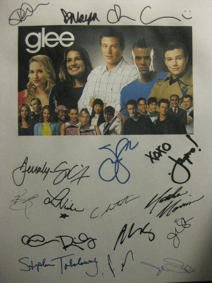 Glee Signed Pilot Script X16 Dianna Agron Chris Colfer Jane Lynch Morrison repnt - Image 1 of 1