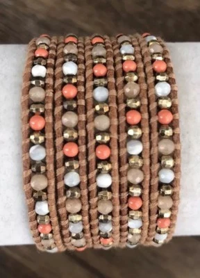 Nuevo Auténtico Brazalete Chan Luu Cuarzo Rosa y Mezcla de Salmón Cinco Envolturas Cuero Beige Foto 1 de 4