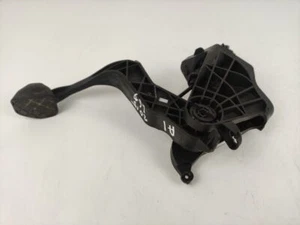 AUDI A1 8XA, 8XF KUPPLUNGSPEDAL 6R0 721 117 2015 - Bild 1 von 5