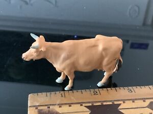 Cow - Britains Ltd. Made in England Vintage 70’s plastic miniature figure D&D
