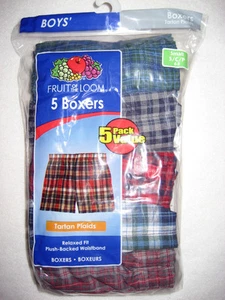 Fruit of the Loom 5 Pair Boys Boxers-Size S (6-8) - New in Package - Picture 1 of 1