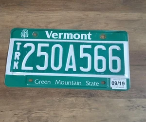 License Plate Vermont Green Mountain State Maple Tree # 250A566 Expired - Picture 1 of 6