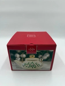 Tetera de Navidad nueva en caja Lenox Holiday Holy 1,88 cuartos de galón tetera Holliday - Imagen 1 de 8