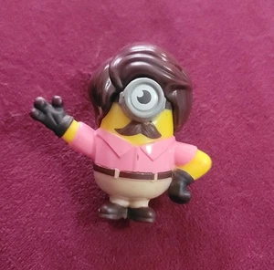 McDonalds Happy Meal Toy Minions #37 figura 2019 hombre papá cíclope pelo castaño - Imagen 1 de 2