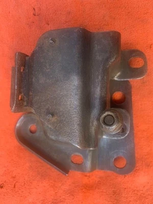 H-BODY CHEVY MONZA TORQUE ARM TRANSMISSION TAILSHAFT BUSHING - Image 1 of 2