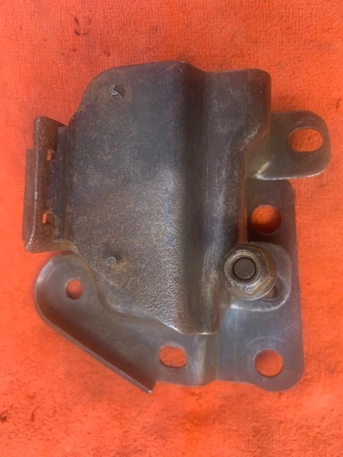 H-BODY CHEVY MONZA TORQUE ARM TRANSMISSION TAILSHAFT BUSHING - Image 1 of 2