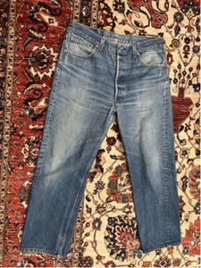 Jeans vintage anni 90 Levi’s 501 dritto sbiadito blu denim 36x30 made in USA grunge - Foto 1 di 11