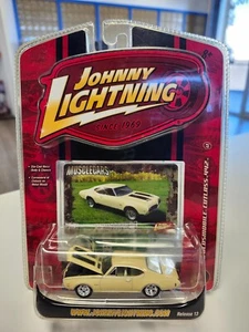 2008 Johnny Lighting Muscle Cars R13 #68 1969 Oldsmobile Cutlass 442 - Picture 1 of 3