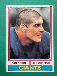 Dan Goich 1974 Topps Rookie Football Card #102 – New York Giants Guard - Picture 1 of 2