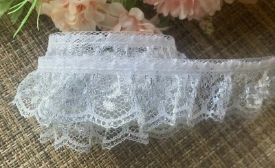 1 inch wide ruffled lace white/silver  price per  yard - Image 1 of 2
