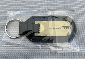 GENUINE AUDI MAIN DEALER CAR KEY FOB KEY RING LEATHER / METAL & ENAMEL READING - Picture 1 of 2
