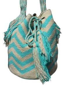 Colombian Wayuu Mochila Bucket Bag Zig Zag Teal & Beige - Picture 1 of 14