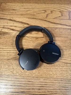 Sony MDR-XB650BT Extra Bass Bluetooth Headphones - Black - Image 1 of 4