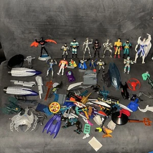 Vintage 1990's Batman Action Figures Accessories Weapons Parts Lot Kenner - Picture 1 of 10
