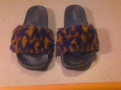 Michael Kors Faux Fur Animal Print Slide Sandals Size 7M - Image 1 of 4