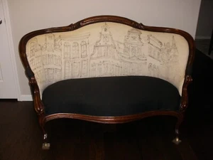 VICTORIAN Antique Parlor COUCH SOFA - Picture 1 of 13