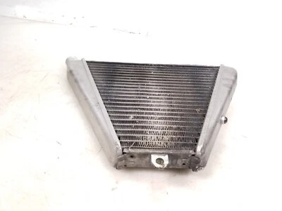 13 Ducati 1199 S R Panigale 2013 radiador inferior  Foto 1 de 4