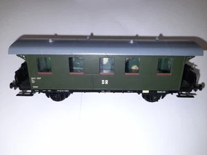 Piko, Personenwagen der DR (17) - Bild 1 von 2