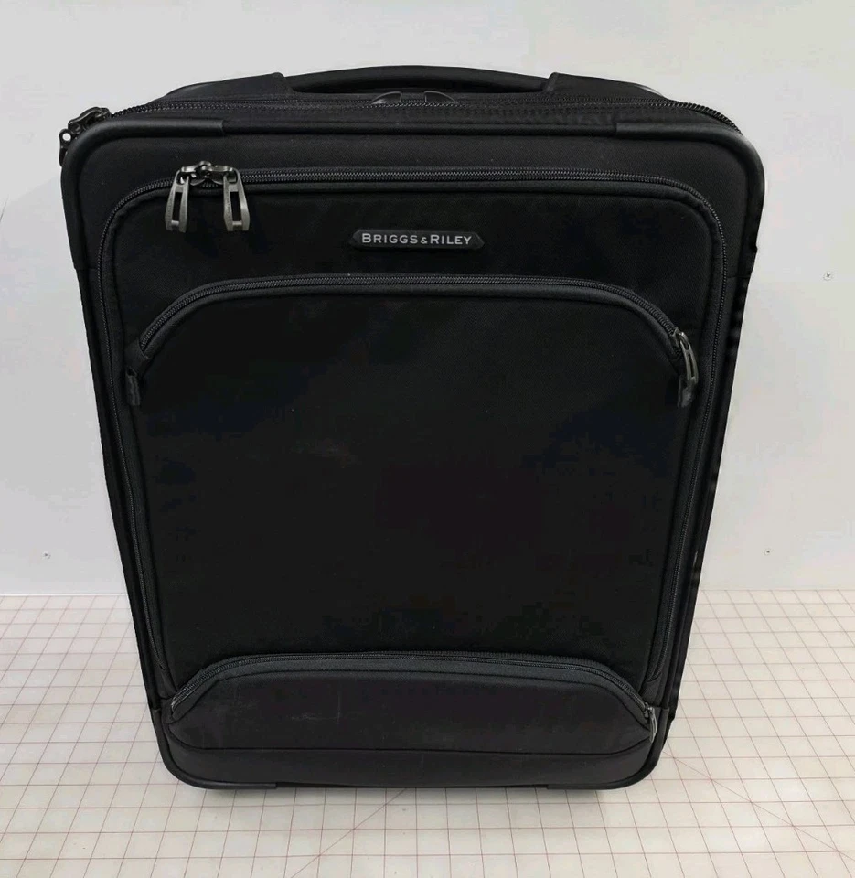 Briggs & Riley Transcend 3.0 21" 2 Wheeled Int. Wide Body Carry On TU321XW-4  - Image 1 of 4