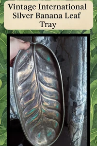 🍌 Intl. Vassoio foglia banana argento - "Go Bananas for Deco!" 17" placcato argento vintage - Foto 1 di 13