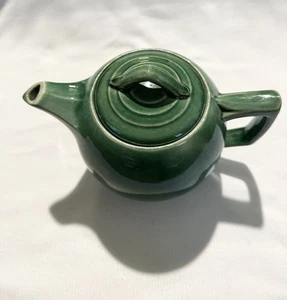 Vintage (Art Deco) Ceramic McCoy Teapot W/ Lid (1940’s Green Glazed) - Picture 1 of 10