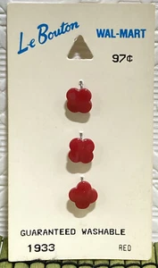 Vintage Le Bouton Buttons Diminiative Red Flowers Shank 3/8" 3 NEW on Card Italy - Picture 1 of 4