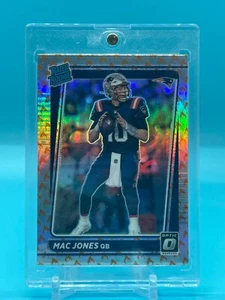 2021 Donruss Optic Mac Jones Rated Rookie Fire Prizm #206 Jaguars SSP Holo Rare - Bild 1 von 3