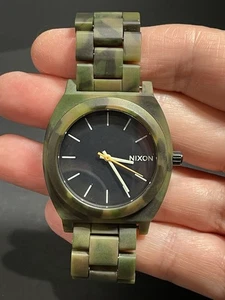 Orologio da polso Nixon TIME TELLER ACETATO quarzo unisex A327-1428 TI batteria nuova  - Foto 1 di 4