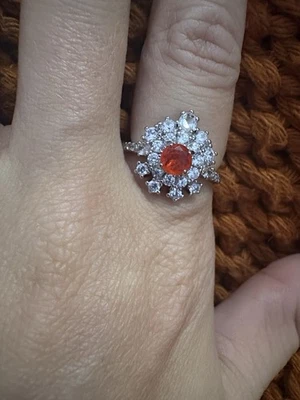Anillo talla 6 rojo/naranja piedra principal sobre rodio Foto 1 de 4