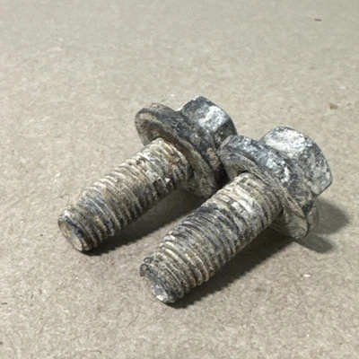 Toyota Lexus GS300 GS400 GS430 IS300 OEM Front Seat Mounting Bolts 14mm Pair - Image 1 of 4
