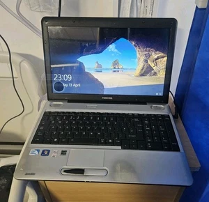 Toshiba Satellite Pro L500-1XL Laptop + Power Cable - Picture 1 of 5