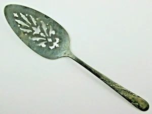 1950 Bridal Wreath Pierced Pie Server Oneida Community Tudor Silver Plate 9.5" - Picture 1 of 9
