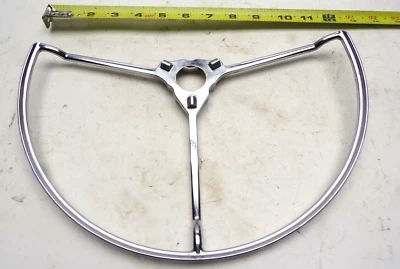 Anillo de cuerno Chrysler Crown Imperial New Yorker 1949 1950 1139499  Foto 1 de 4