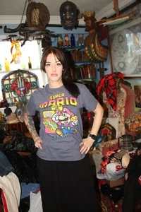 Small T-Shirt Super Mario Bros Adventures - Picture 1 of 5