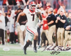 Autographed/Signed D'ANDRE SWIFT Georgia Bulldogs 8x10 College Photo JSA COA - Picture 1 of 2