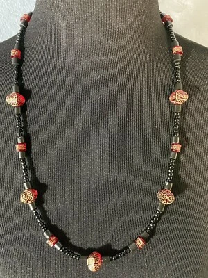 Collar de cuentas de jaspe/vidrio negro acrílico/dorado cuentas rojas/doradas de 28 pulgadas de largo para hombre Foto 1 de 2