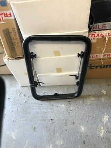 WOHNWAGEN/MOTOR SEITZ / POLYVISION FENSTERRAHMEN NUR - Bild 1 von 5