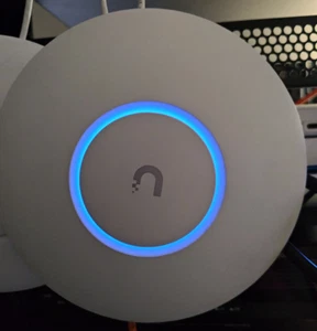 Ubiquiti Networks U6+ 2402Mbps Wireless Access Point - Weiß U6PLUS AP - GEBRAUCHT - Bild 1 von 3