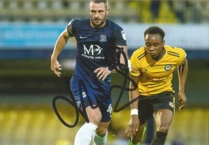 SOUTHEND: JOHN WHITE SIGNED 6x4 ACTION PHOTO+COA - Picture 1 of 1