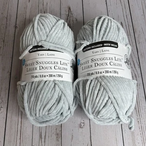 NEW Loops and Threads Sweet Snuggles Lite Lot 2 Skeins Silver SK23 NWT - Picture 1 of 4